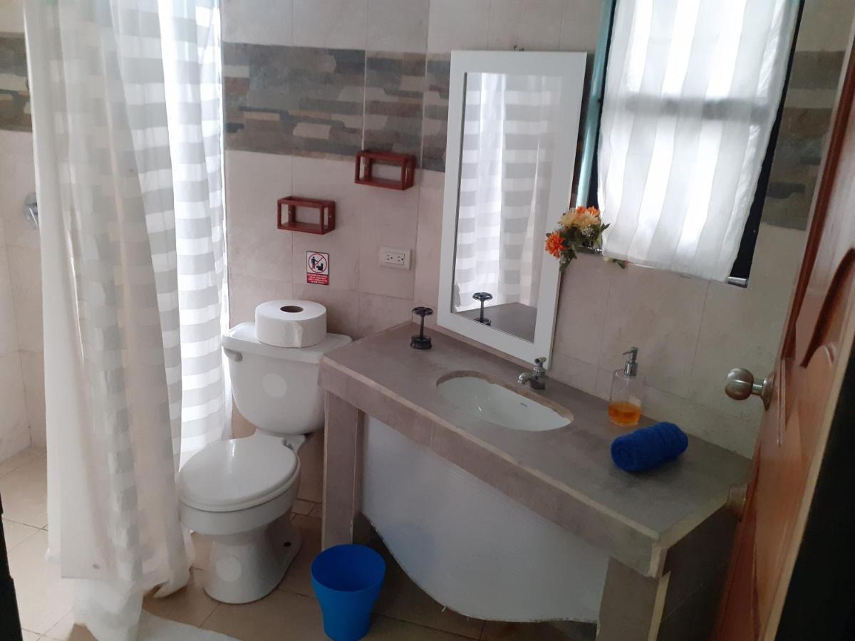 Appartamento Cozy Hosting Galapagos Puerto Ayora  Esterno foto