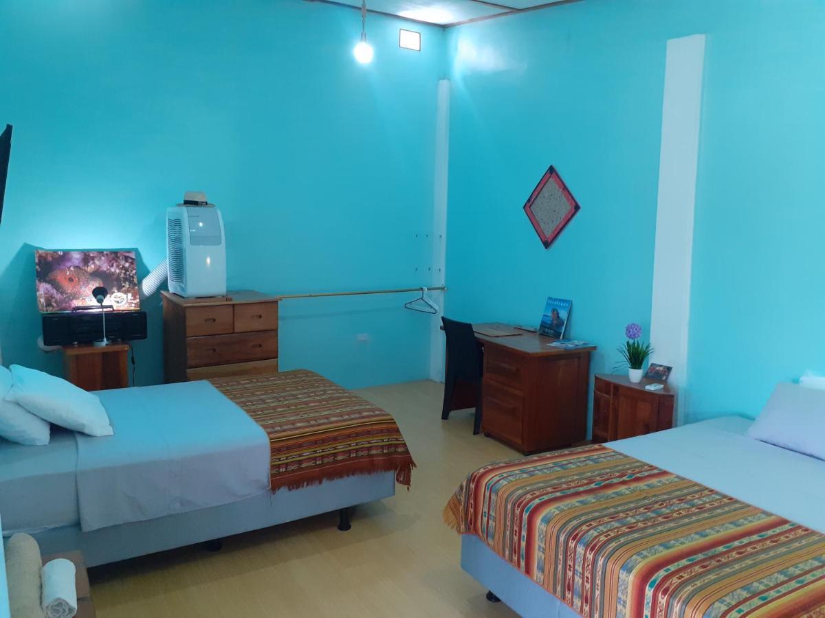 Appartamento Cozy Hosting Galapagos Puerto Ayora  Esterno foto