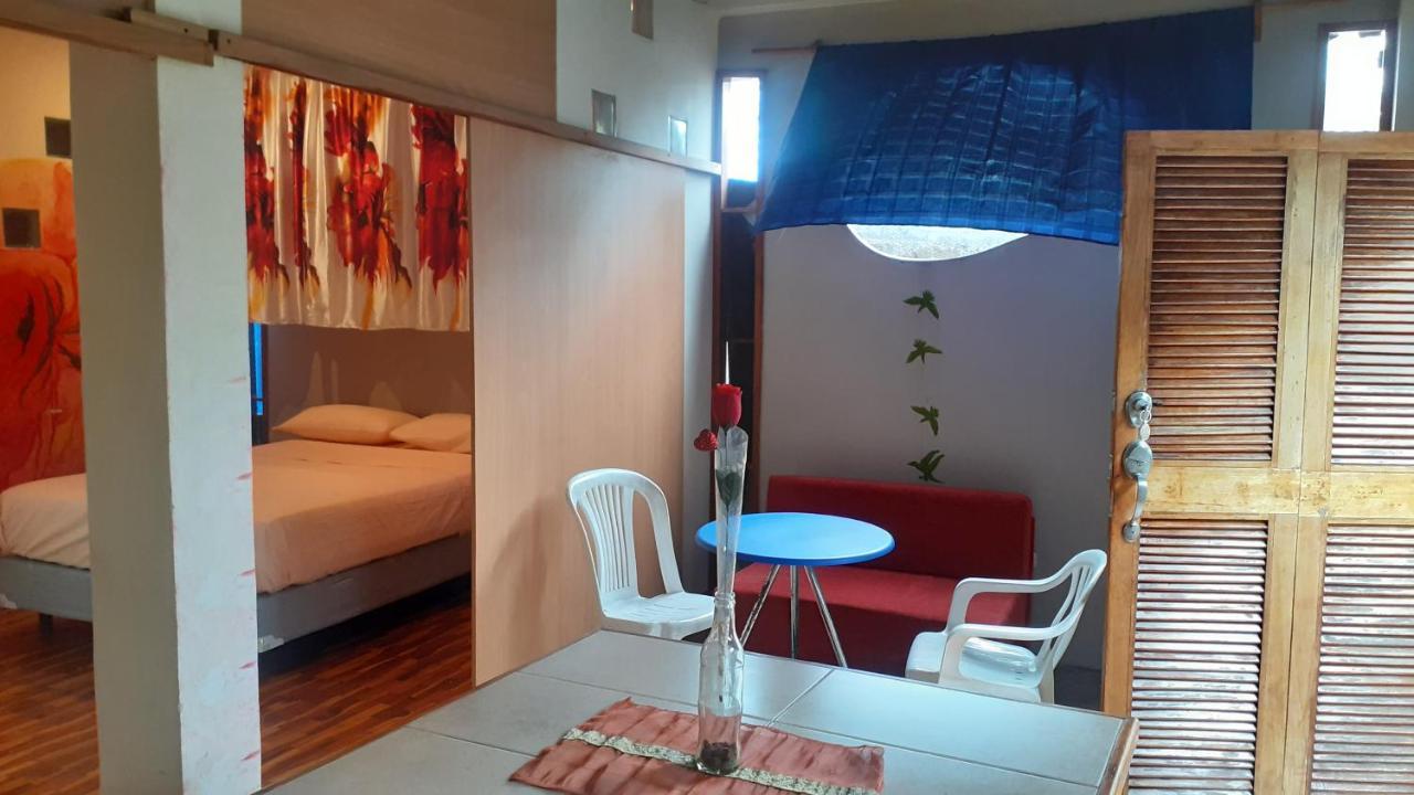 Appartamento Cozy Hosting Galapagos Puerto Ayora  Esterno foto