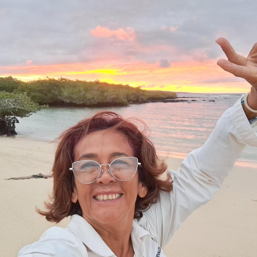 Appartamento Cozy Hosting Galapagos Puerto Ayora  Esterno foto