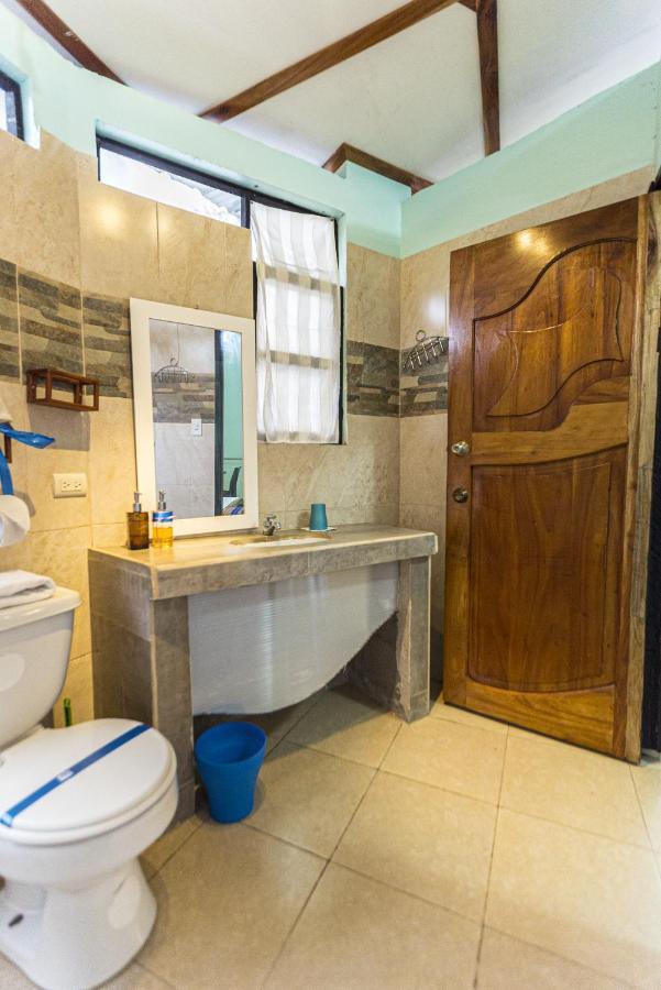 Appartamento Cozy Hosting Galapagos Puerto Ayora  Esterno foto